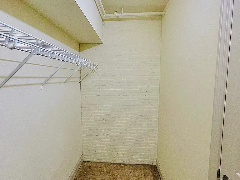 191 College St #303 — Photo 42
