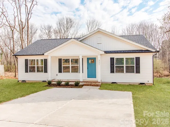 321 Honeywood Ln, Monroe, NC 28110