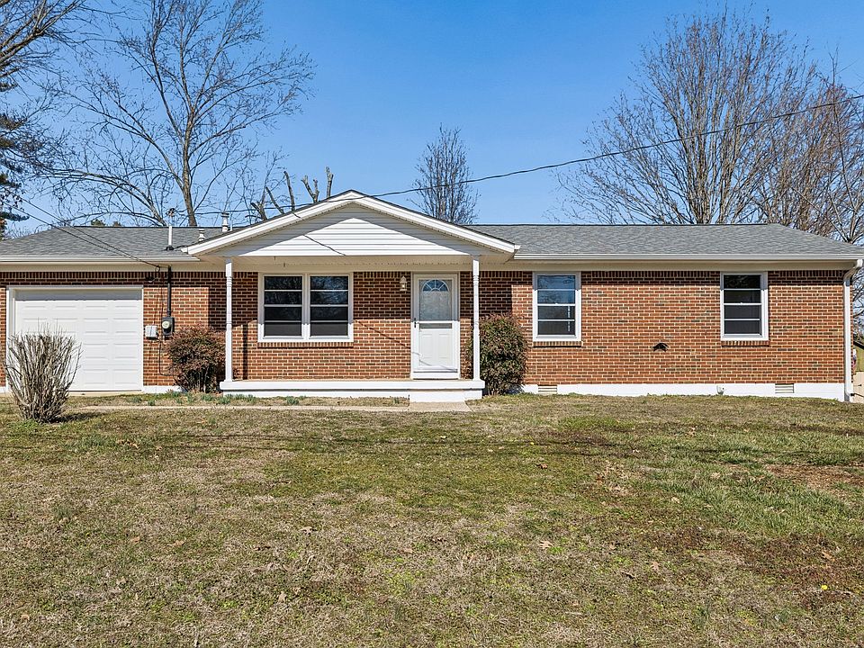 1st image of 206 Birchwood Dr