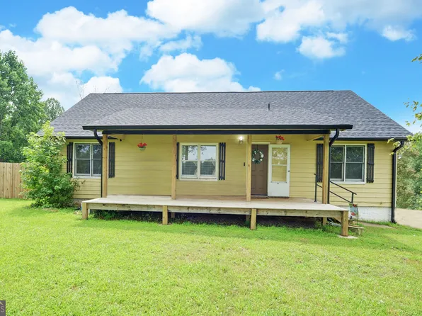 1120 Blair Rd, Mount Airy, GA 30563