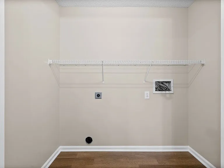 386 Brook Mead Dr — Photo 8