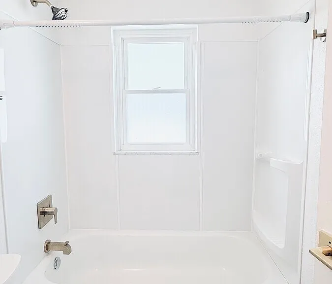 310 Superior Ave #A — Photo 5