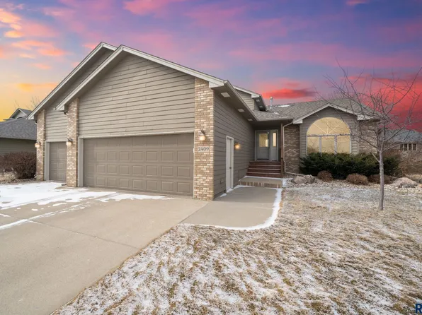 2409 S Grinnell Ave, Sioux Falls, SD 57106