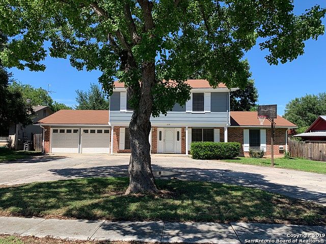 1st image of 13126 Los Espanada St