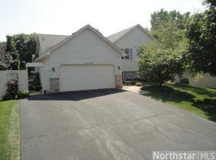 7259 Bancroft Way, Inver Grove Heights, MN 55077