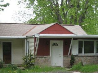 1063 S Lewis Rd, Collegeville, PA 19426