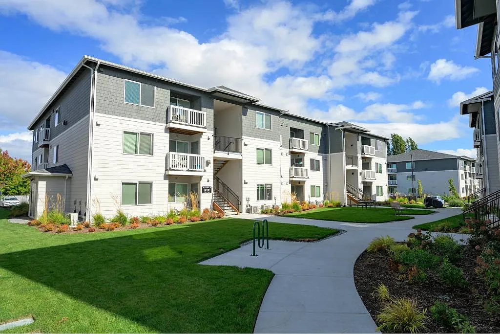 Markwood Apartments — Photo 3