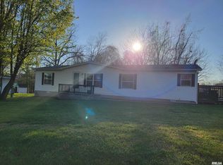 303 S Jefferson St, Cobden, IL 62920
