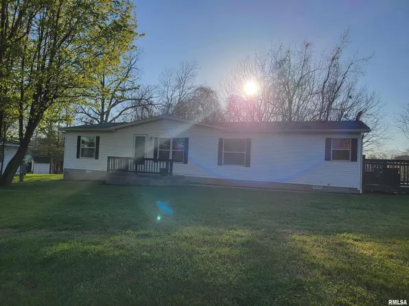 303 S Jefferson St, Cobden, IL 62920