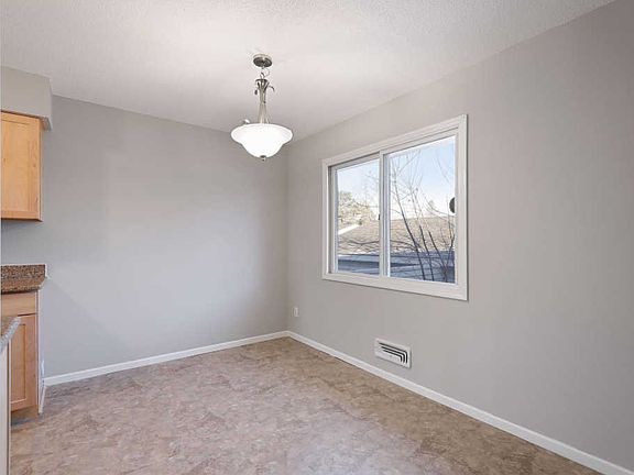 5th image of 8857 Ironwood Ave S