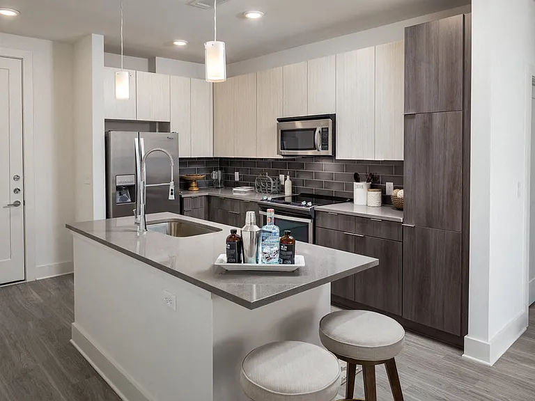 1888 Emery St NW — Photo 12