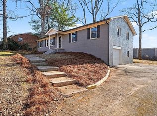 766 Hallmark Dr, Rural Hall, NC 27045