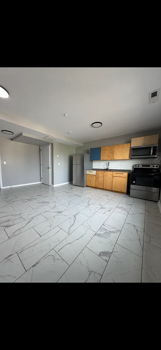 Building Photo - 62G3 Coleman St #G3