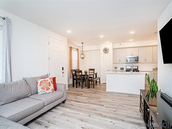 2nd image of 1370 Calle Sancliff #50