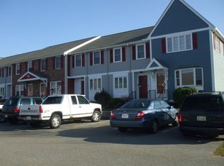 42 Fox Meadow Rd APT F, Leominster, MA 01453