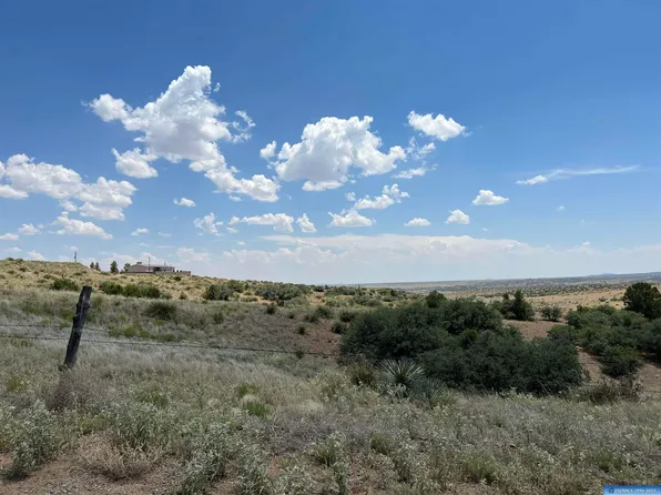 11 Farley Rd, Silver City, NM 88061
