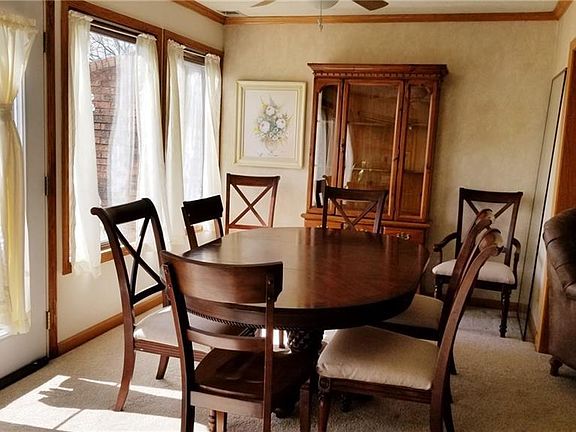4th image of 697 Cielo Vista Dr
