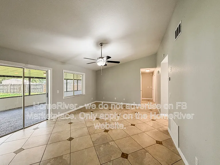 2306 Greenbush Ct — Photo 8