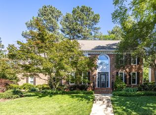 8701 Davishire Dr, Raleigh, NC 27615