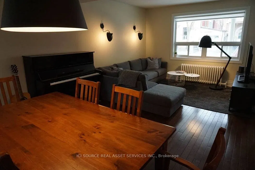 3 bed, $4,300 — Photo 3