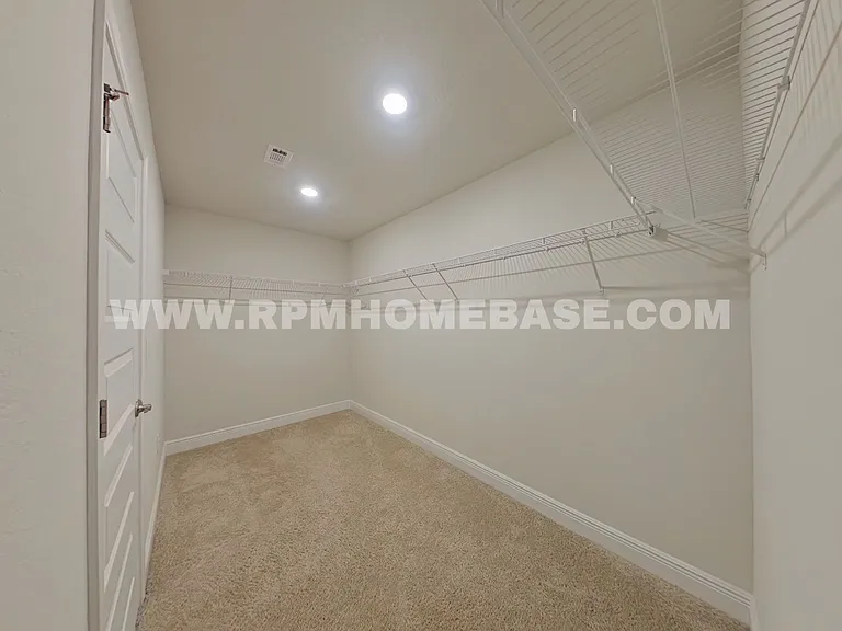 5820 Crestlake Dr — Photo 12