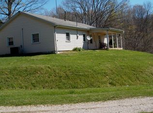 1222 Big Sandy Rd, Left Hand, WV 25251