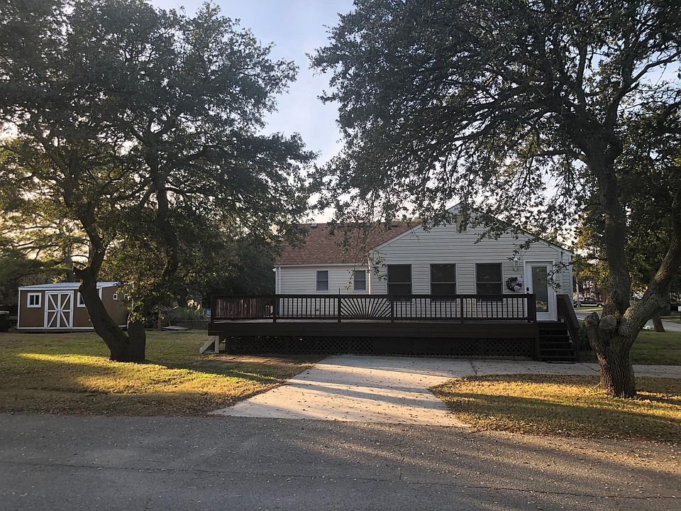 1st image of 843 Little Bay Ave