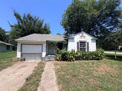 801 W Navasota St, Groesbeck, TX, 76642