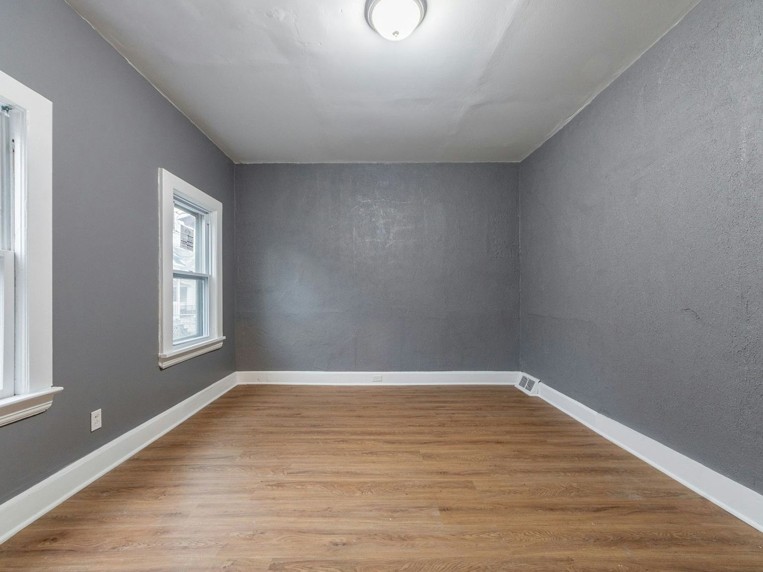 5814 Prosser Ave C, Cleveland, OH 44103 Zillow