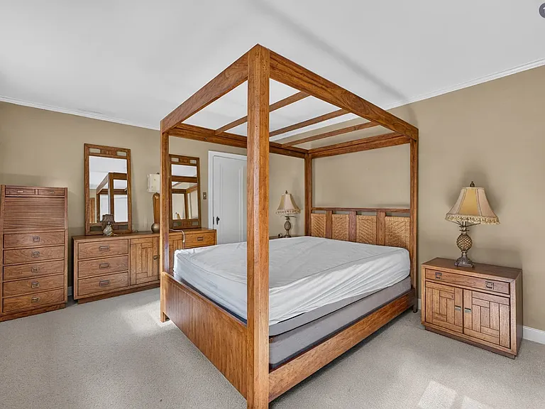 208 Robert Ave #1 — Photo 9