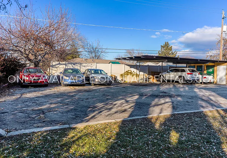 230 W Foxbridge Dr — Photo 4