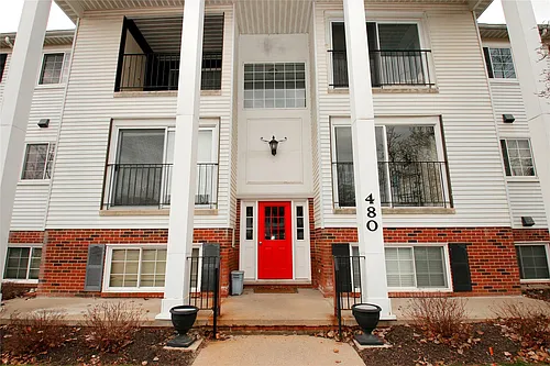 480 Baldwin Ave #20 Photo 1