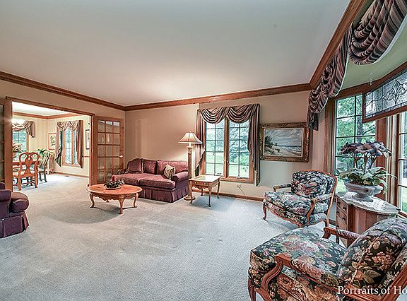 3rd image of 3N421 Hickory Knoll Ln
