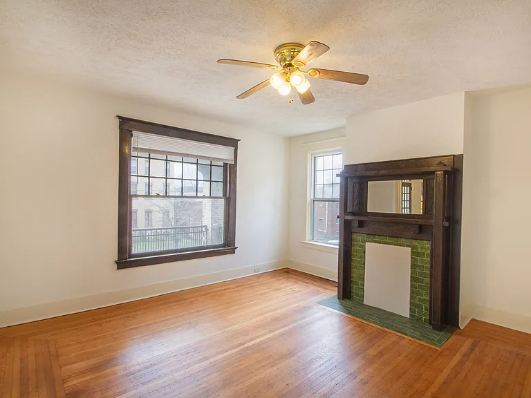 439 Franklin Ave #3 — Photo 7