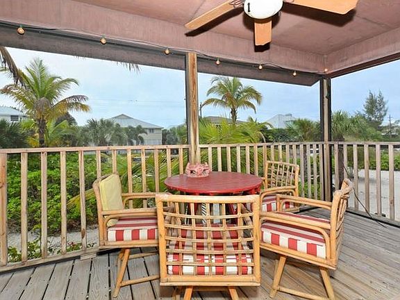 5th image of 170 N Gulf Blvd #2