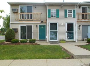 3 Sunmist Sq #A, Buffalo, NY 14228