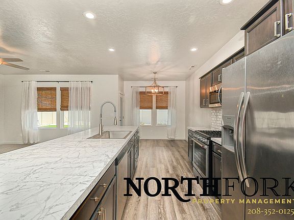 4th image of 16863 N Middlefield Way