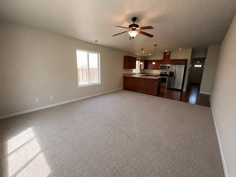 2358 Equestrian Loop S — Photo 5