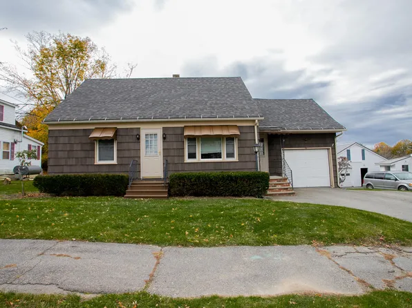137 Chamberlain Street, Brewer, ME 04412