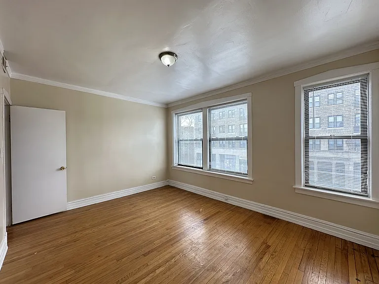 1670 W Pratt Blvd #3 — Photo 16