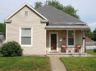 6015 Meade St, Saint Joseph, MO 64504