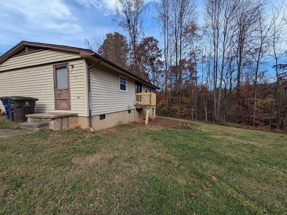 2nd image of 315 Elm Dr