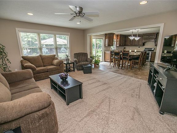 5th image of 6826 Saint Andrews Ct