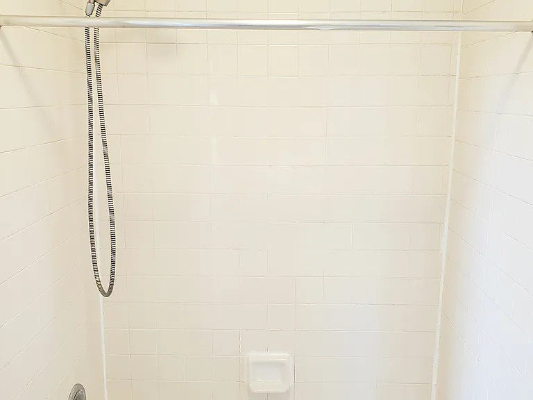 139 Jefferson Ave #4R — Photo 12