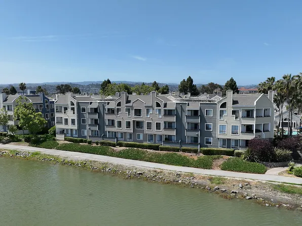 Lakeshore Landing