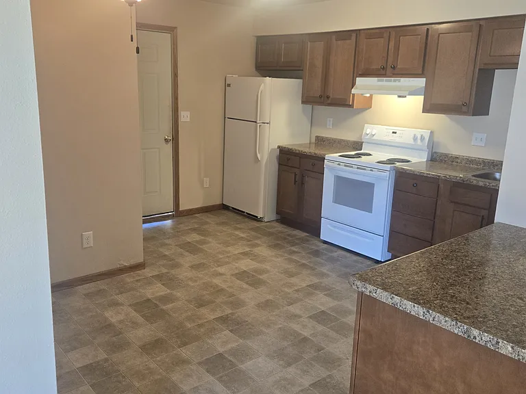 1204 Kristi Ln — Photo 1