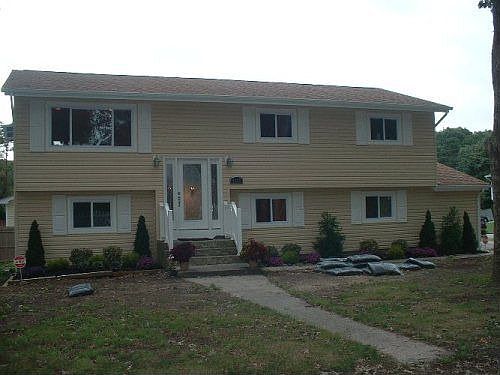 FRONT VIEW OF HOME