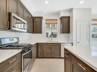 2317 Stardust Gln, Escondido, CA 92025
