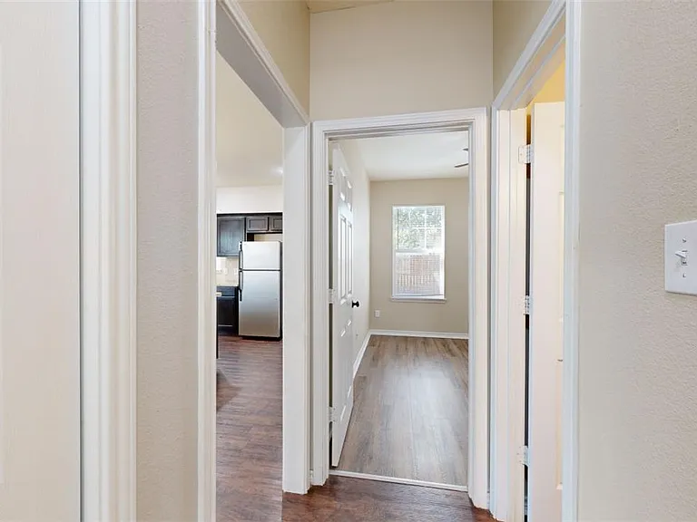 205A Sterling St — Photo 17