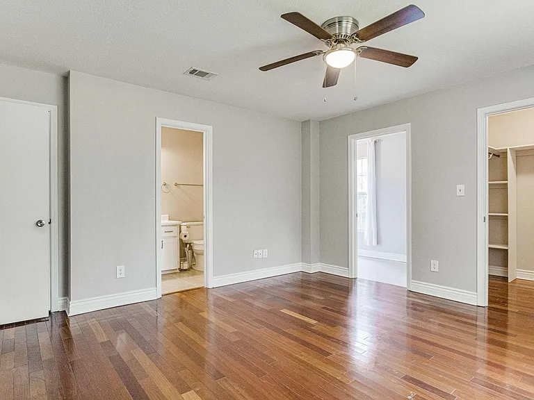 3420 Riverside Dr — Photo 37
